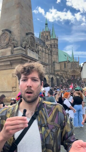 Am 05. September war CSD in Erfurt🏳️🌈
Unser Stadtrat und Fraktionsvorsitzender Jasper Robeck macht deutlich, dass wir weiter für queere Strukturen und ihre Rechte kämpfen müssen. Dafür setzen wir uns in Erfurt ein!
#erfurt #grüneerfurt #grünwirkt #queer #csd
