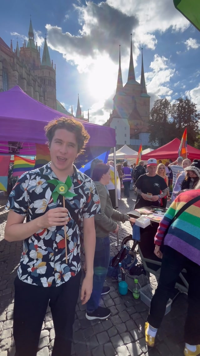 Danke an über 5.000 Menschen die für ein buntes und vielfältiges Land auf der Straße waren am Samstag🏳️🌈🫶
Ein besonders Dank geht an den @csderfurt für die Organisation!
#erfurt #csd #csderfurt #csderfurt2026 #csdthueringen
