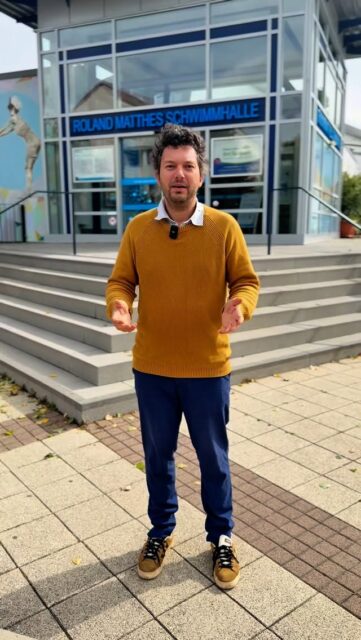 Grünes Licht für mehr Wasserfläche! 🏊♂️
Der Erfurter Stadtrat hat mit breiter Mehrheit unserer Initiative zur Erweiterung der Roland-Matthes-Schwimmhalle zugestimmt. Das ist ein echter Meilenstein für die Sportstadt Erfurt.
Mehr Platz für Schulschwimmen, Vereine, Leistungssport und Freizeit. Durch zusätzliche Wasserflächen werden die stark begrenzten Trainingszeiten entzerrt und mehr Kindern kann das Schwimmenlernen ermöglicht werden.
Die Stadtverwaltung entwickelt nun gemeinsam mit den Stadtwerken ein tragfähiges Konzept mit Fokus auf Nachhaltigkeit, Energieeffizienz und der gezielten Nutzung von Fördermitteln.
Ein starkes Signal für Erfurt und für alle, die auf Wasserflächen angewiesen sind.
#grüneerfurt #Vereinssport #schwimmen #Kommunalpolitik