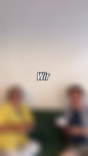 Wir haben mit unseren Co-Sprecher*innen Vincent und Renate „Wer würde eher?“ gespielt 🤩💚

Wenn ihr weitere Folgen oder andere Formate mit unserem Vorstand, den Stadträten oder unseren Mitgliedern sehen wollt: kommentiert👇💬, lasst ein Like da❤️ und folgt uns💚🌻

#erfurt #grüneerfurt #grünwirkt #grün #grüneimstadtrat